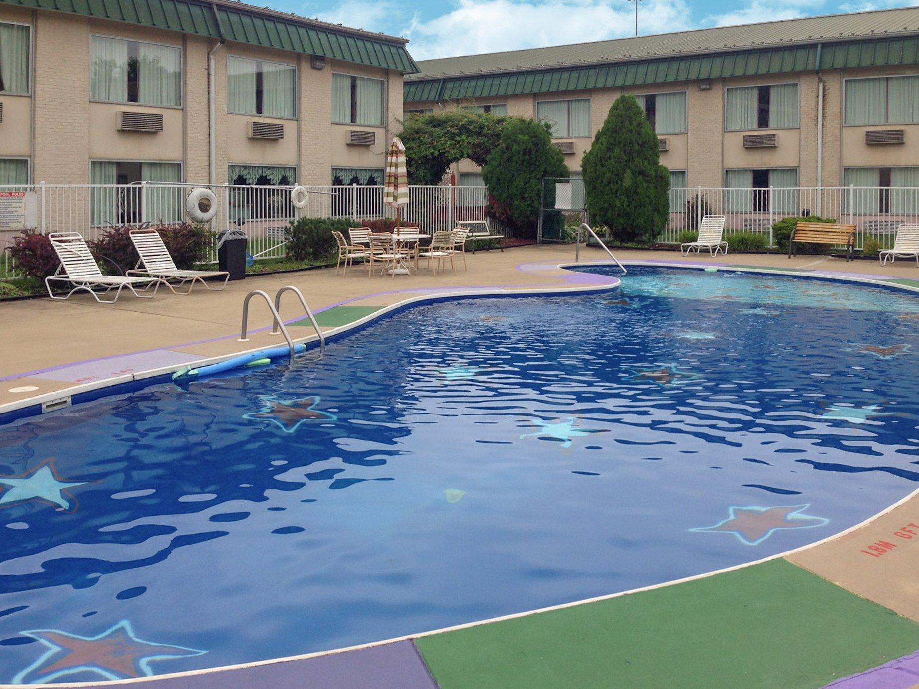 Motel 6 Williamstown, Wv المظهر الخارجي الصورة